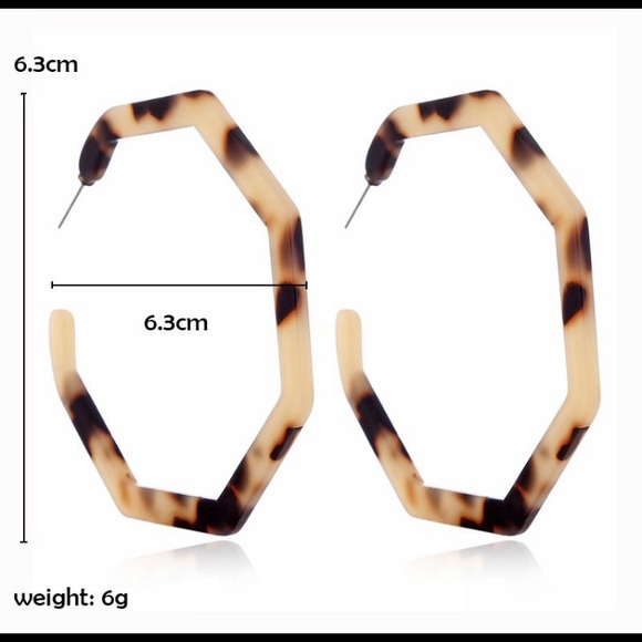 Polygon Leopard Pattern Hoop Earrings - Picture 4 of 4